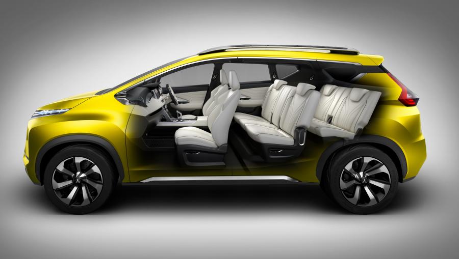  Mitsubishi XM Concept 2016 года  (фото 9 из 22)